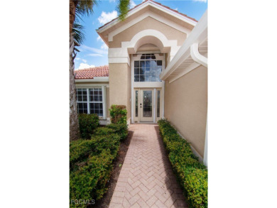 Come and See this popular Laurel Model (2,124sf under air) sold on Colonial Country Club in Florida - for sale on GolfHomes.com, golf home, golf lot