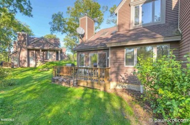 Maintenance free exterior surrounds this stunning end unit on Eagle Ridge Inn and Resort in Illinois - for sale on GolfHomes.com, golf home, golf lot