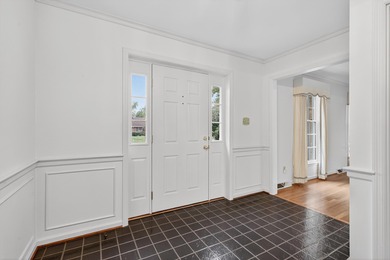 Offered for the first time since it was built in 1972, this on Tates Creek Golf Course in Kentucky - for sale on GolfHomes.com, golf home, golf lot