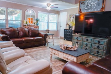 Welcome to this beautifully maintained 3-bedroom, 2-bathroom on Alice Municipal Golf Course in Texas - for sale on GolfHomes.com, golf home, golf lot