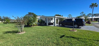 UPDATED HOME ! **MOTIVATED SELLER** GOLF CART INCLUDED  Step on Schalamar Creek Golf and Country Club in Florida - for sale on GolfHomes.com, golf home, golf lot