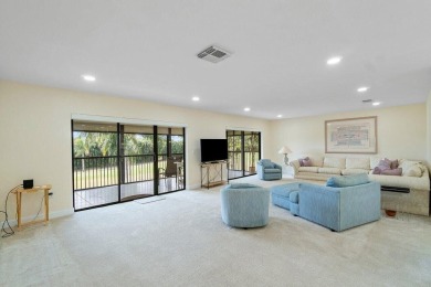Beautifully updated convertible 3 bedroom, 2 bath condo located on Hunters Run Golf and Country Club in Florida - for sale on GolfHomes.com, golf home, golf lot
