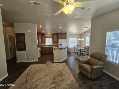 Hurry and take a look at this amazing 2 bedroom 2 bath Unit! on Viewpoint Golf Resort in Arizona - for sale on GolfHomes.com, golf home, golf lot