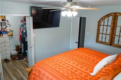 Welcome to this beautifully maintained 3-bedroom, 2-bathroom on Alice Municipal Golf Course in Texas - for sale on GolfHomes.com, golf home, golf lot