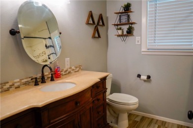 Welcome to this beautifully maintained 3-bedroom, 2-bathroom on Alice Municipal Golf Course in Texas - for sale on GolfHomes.com, golf home, golf lot