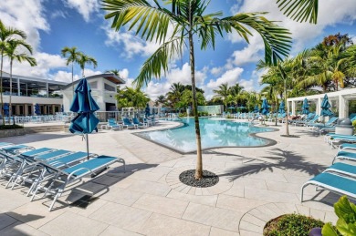 Beautifully updated convertible 3 bedroom, 2 bath condo located on Hunters Run Golf and Country Club in Florida - for sale on GolfHomes.com, golf home, golf lot