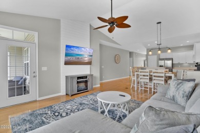 Welcome to South Harbor Village! This well-maintained 2-bedroom on South Harbour Golf Links in North Carolina - for sale on GolfHomes.com, golf home, golf lot