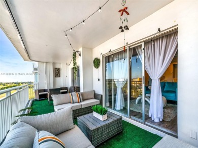 THE GOLD STANDARD OF LIVING IN THIS 3 BEDROOMS AND 2.5 BATHS on Hillcrest Golf and Country Club in Florida - for sale on GolfHomes.com, golf home, golf lot