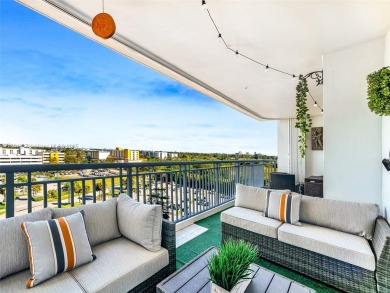 THE GOLD STANDARD OF LIVING IN THIS 3 BEDROOMS AND 2.5 BATHS on Hillcrest Golf and Country Club in Florida - for sale on GolfHomes.com, golf home, golf lot