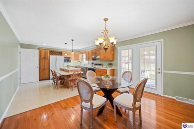 First time on the market in 40 years! This pristine, all-brick on Elizabethtown Municipal Par-3 in Kentucky - for sale on GolfHomes.com, golf home, golf lot