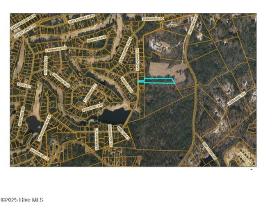 MAKE AN OFFER! NOW OFFERING SELLER FINANCING. A rare and unique on Seven Lakes Country Club in North Carolina - for sale on GolfHomes.com, golf home, golf lot