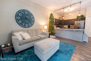 Welcome in to this spacious two bedroom ranch condo in the heart on White Lake Oaks Golf Course in Michigan - for sale on GolfHomes.com, golf home, golf lot