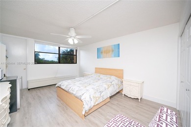 Spacious and well-maintained residence located in one of on Bonaventure Country Club in Florida - for sale on GolfHomes.com, golf home, golf lot