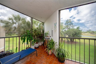 Spacious and well-maintained residence located in one of on Bonaventure Country Club in Florida - for sale on GolfHomes.com, golf home, golf lot