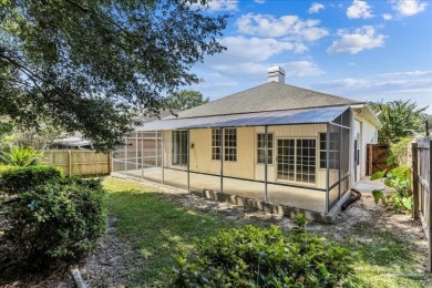 Welcome to this beautifully maintained 3 bedroom, 2 bath Arthur on Marcus Pointe Golf Club in Florida - for sale on GolfHomes.com, golf home, golf lot