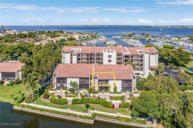 Spacious 2-bedroom top-floor unit with great view over the lake on The Landings Yacht, Golf and Tennis Club in Florida - for sale on GolfHomes.com, golf home, golf lot