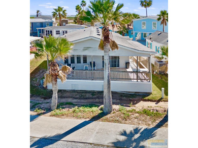 Welcome to resort-style living in the highly desirable Long on Long Island Golf Course in Texas - for sale on GolfHomes.com, golf home, golf lot