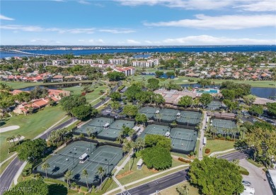 Spacious 2-bedroom top-floor unit with great view over the lake on The Landings Yacht, Golf and Tennis Club in Florida - for sale on GolfHomes.com, golf home, golf lot