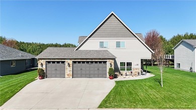 Welcome to this perfectly maintained Executive North Sartell on Blackberry Ridge Golf Club in Minnesota - for sale on GolfHomes.com, golf home, golf lot