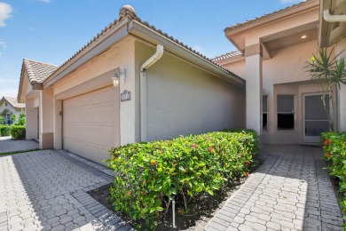 Excellent OPPORTUNITY at Aberdeen Country Club. This large villa on Aberdeen Golf and Country Club in Florida - for sale on GolfHomes.com, golf home, golf lot