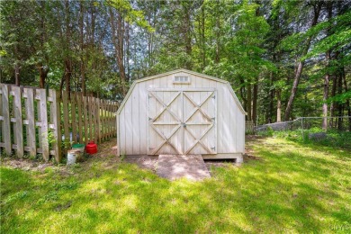 Built in 1987, situated on 2 acres, in close proximity to Cedar on Cedar Lake Club in New York - for sale on GolfHomes.com, golf home, golf lot
