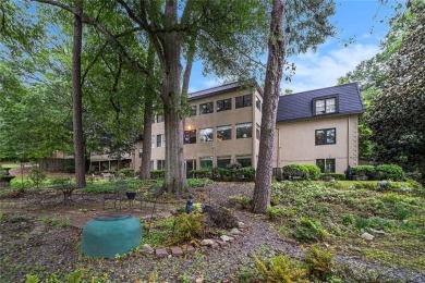 Welcome to this beautifully updated MOVE-IN READY 
condo in the on Cross Creek Golf Course in Georgia - for sale on GolfHomes.com, golf home, golf lot