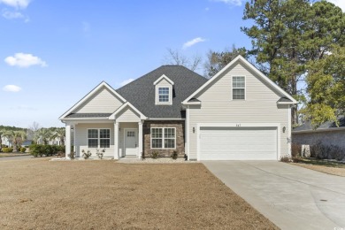 IMMACULATE 4-bedroom, 3 full-bath home in the desirable Aberdeen on Aberdeen Golf and Country Club in South Carolina - for sale on GolfHomes.com, golf home, golf lot