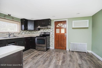 Welcome to 53 Morris St  a 2 bedroom home sitting on large on South Shore Golf Course in New York - for sale on GolfHomes.com, golf home, golf lot