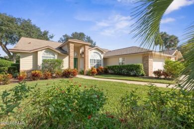 LIVE THE FLORIDA LIFESTYLE IN THIS SPACIOUS 3 BR, 2 BA, POOL on Plantation Bay Golf and Country Club in Florida - for sale on GolfHomes.com, golf home, golf lot