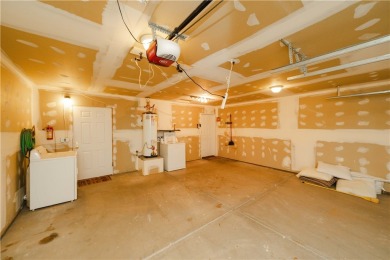 Welcome to your ranch home near the iconic Route 66! This on Valle Vista Golf Course in Arizona - for sale on GolfHomes.com, golf home, golf lot