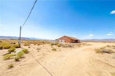 Welcome to your ranch home near the iconic Route 66! This on Valle Vista Golf Course in Arizona - for sale on GolfHomes.com, golf home, golf lot
