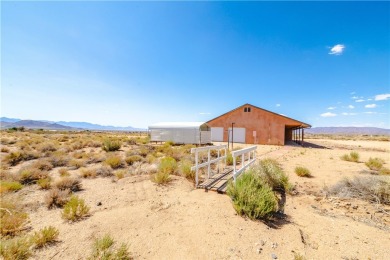 Welcome to your ranch home near the iconic Route 66! This on Valle Vista Golf Course in Arizona - for sale on GolfHomes.com, golf home, golf lot