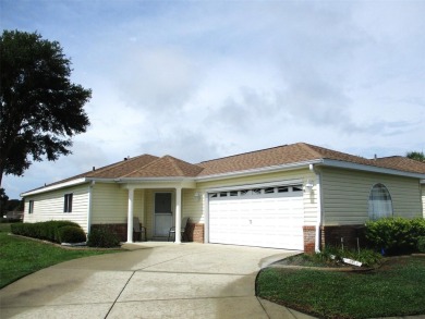 LOVELY UPDATED MOVE IN READY VILLA ON THE 18TH FAIRWAY ! You on Preserve Golf Club in Florida - for sale on GolfHomes.com, golf home, golf lot