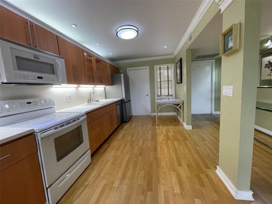 Fully remodeled 2/2 in Palm Aire with beautiful golf course on  in Florida - for sale on GolfHomes.com, golf home, golf lot