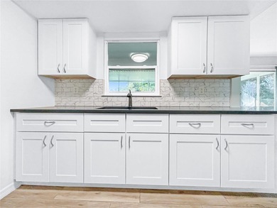 Under contract-accepting backup offers. Welcome to 1408 W Del on North Lakes Golf Course in Florida - for sale on GolfHomes.com, golf home, golf lot