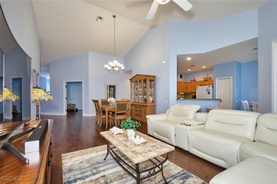 Top floor carriage home in Lexington Country Club's Golf Village on Lexington Country Club in Florida - for sale on GolfHomes.com, golf home, golf lot
