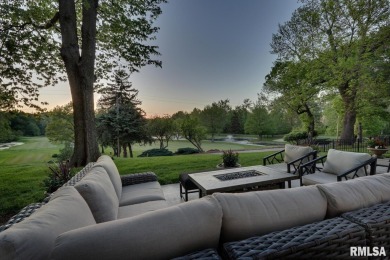 Straight out of a designer magazine comes this immaculate 3 on Spring Lake Country Club in Illinois - for sale on GolfHomes.com, golf home, golf lot