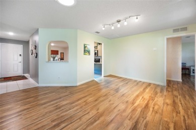 Move-in ready end-unit villa in the highly desirable Crescent on On Top of the World Golf Course in Florida - for sale on GolfHomes.com, golf home, golf lot