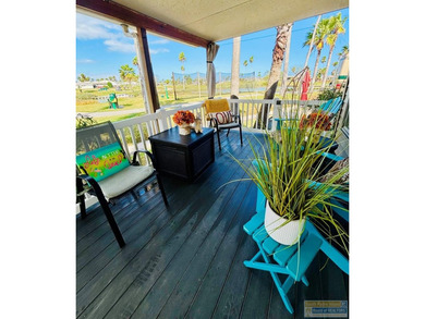 Charming golf-course retreat offering peaceful views and relaxed on Long Island Golf Course in Texas - for sale on GolfHomes.com, golf home, golf lot