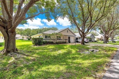 Popular Delphina End Unit Villa located in the Crescent Ridge on On Top of the World Golf Course in Florida - for sale on GolfHomes.com, golf home, golf lot