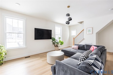 Stylish and beautifully maintained home in sought after Magnolia on The Westham Golf Club At Magnolia Green in Virginia - for sale on GolfHomes.com, golf home, golf lot