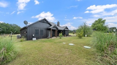 You want privacy, you have it with this property, 3 bedrooms 2 on Indian Oaks Golf Club in Texas - for sale on GolfHomes.com, golf home, golf lot