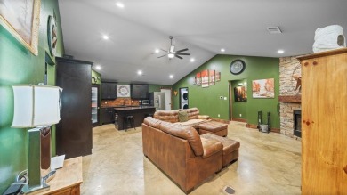 You want privacy, you have it with this property, 3 bedrooms 2 on Indian Oaks Golf Club in Texas - for sale on GolfHomes.com, golf home, golf lot