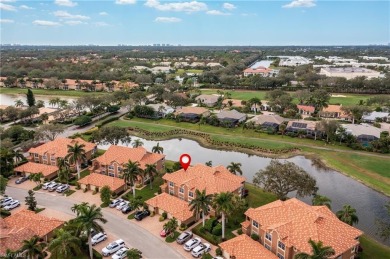 Worthington Country Club End-Unit Carriage home with Winchester on Worthington Country Club in Florida - for sale on GolfHomes.com, golf home, golf lot