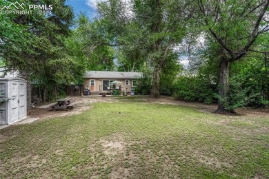 Well-cared for 2-bedroom ranch floor plan backing to Patty on Patty Jewett Golf Course in Colorado - for sale on GolfHomes.com, golf home, golf lot