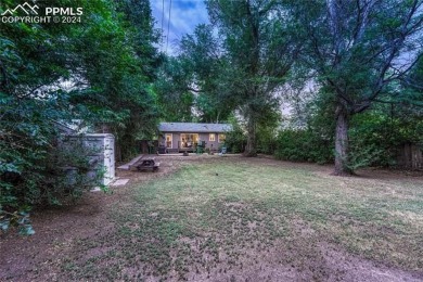 Well-cared for 2-bedroom ranch floor plan backing to Patty on Patty Jewett Golf Course in Colorado - for sale on GolfHomes.com, golf home, golf lot