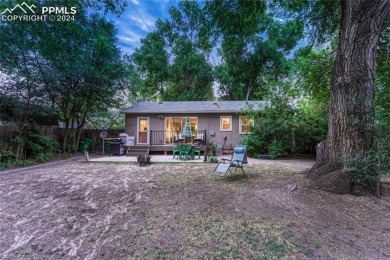 Well-cared for 2-bedroom ranch floor plan backing to Patty on Patty Jewett Golf Course in Colorado - for sale on GolfHomes.com, golf home, golf lot