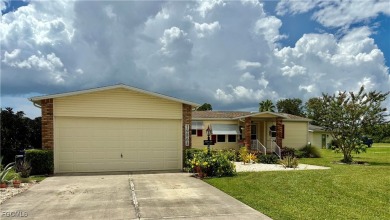 ?? Beautifully Updated Home in Pine Lakes Country Club! Welcome on Pine Lakes Country Club in Florida - for sale on GolfHomes.com, golf home, golf lot