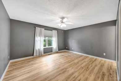 Welcome to single-story living in this charming ranch home! on Hamilton Elks Golf Club  in Ohio - for sale on GolfHomes.com, golf home, golf lot