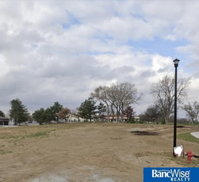 1/2 ACRE LOT IN DESIREABLE HILLCREST COUNTRY CLUB ADDITION! on Firethorn Golf Club in Nebraska - for sale on GolfHomes.com, golf home, golf lot